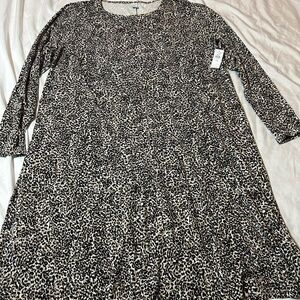 New Old Navy Dress Long Sleeve Jaguar Print Women’s size 2X NWT Curvy Plus
